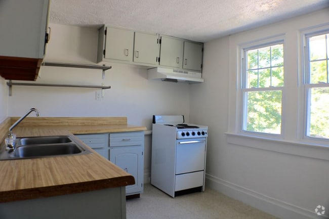 Building Photo - 800 Lockland Ave Rental