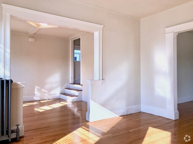 Building Photo - 95 North St Unit 2 Rental