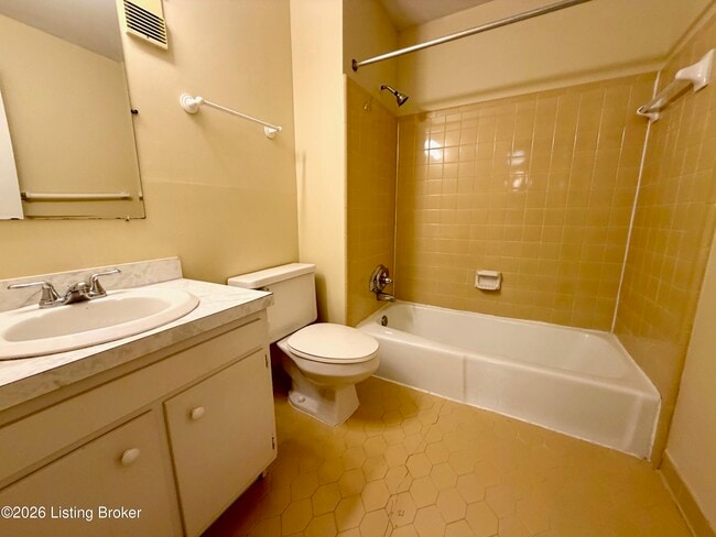 Photo - 2214 Sherwood Ave Unit 12