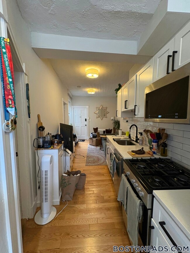 Photo - 152 Salem St Unidad 5