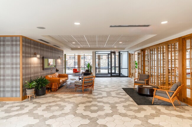 Falls Green Apartments For Rent in Falls Church, VA