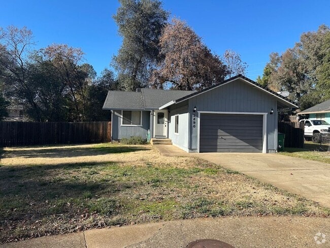 Building Photo - Move-in Special $200 off first months rent! Rental