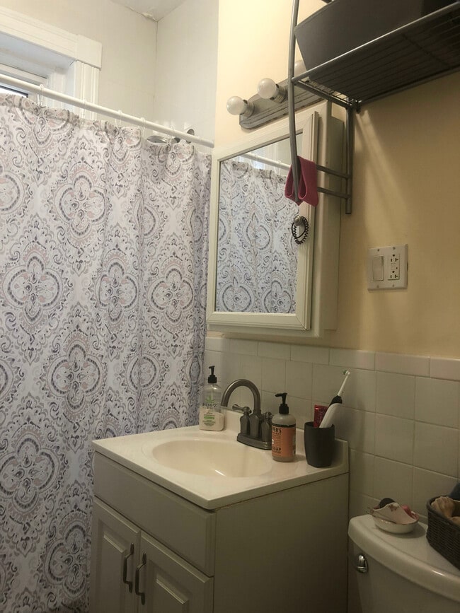 Photo - 25 Saint Stephen St