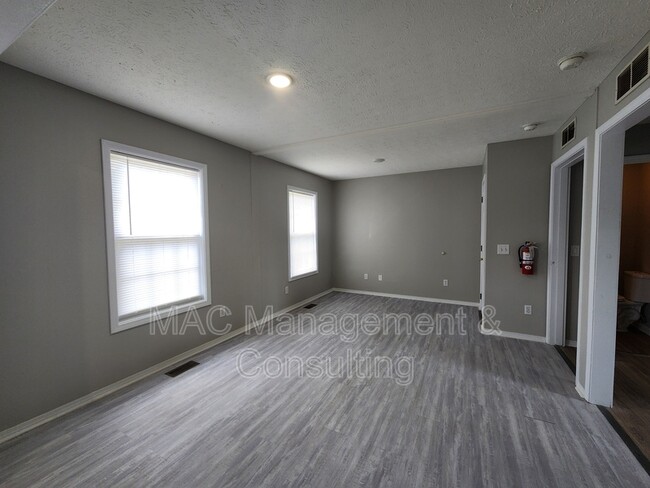 Photo - 1325 Virginia Ave