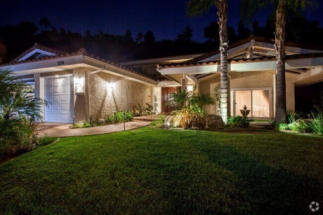 Building Photo - ABSOLUTELY STUNNING ENTERTAINER HOME (4 be...