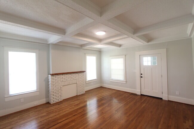 Photo - 4753 2nd Ave N