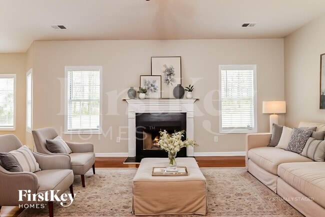 Photo - 821 Harrison Drive