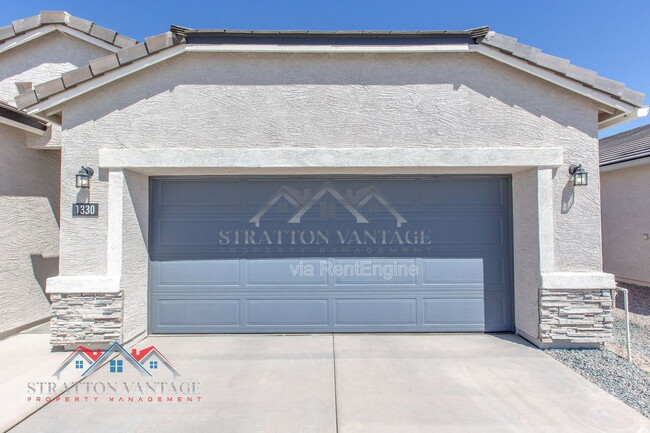 Photo - 1330 W Hess Ave