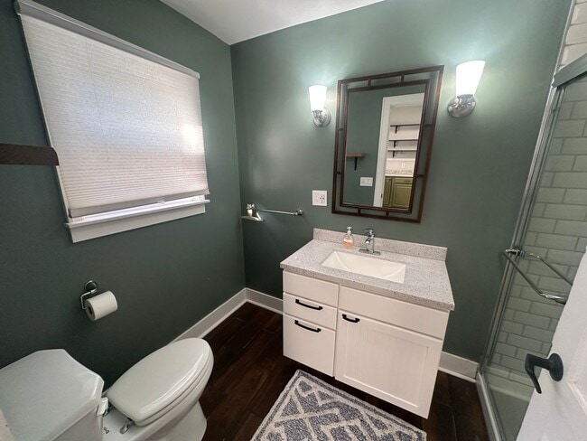 Photo - 1102 S Park St W