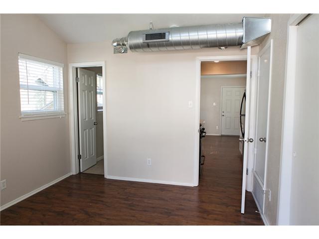 Photo - 1106 W 22nd St Unit 4