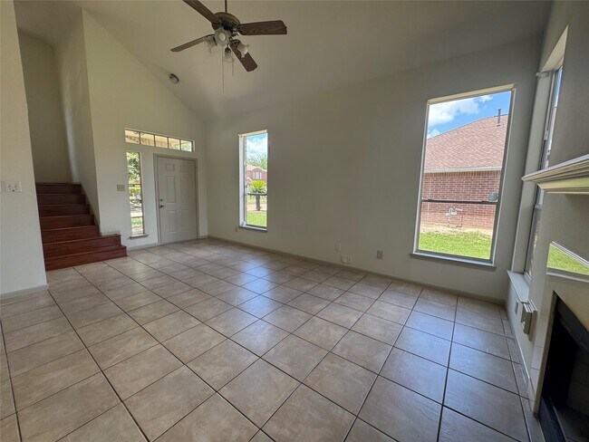 Photo - 6810 Creek Village Dr