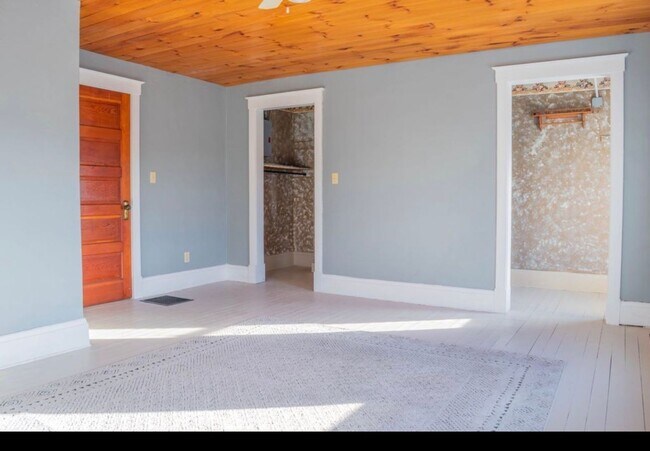 Photo - 11 N Main St Unidad 11 N Main St Apt B
