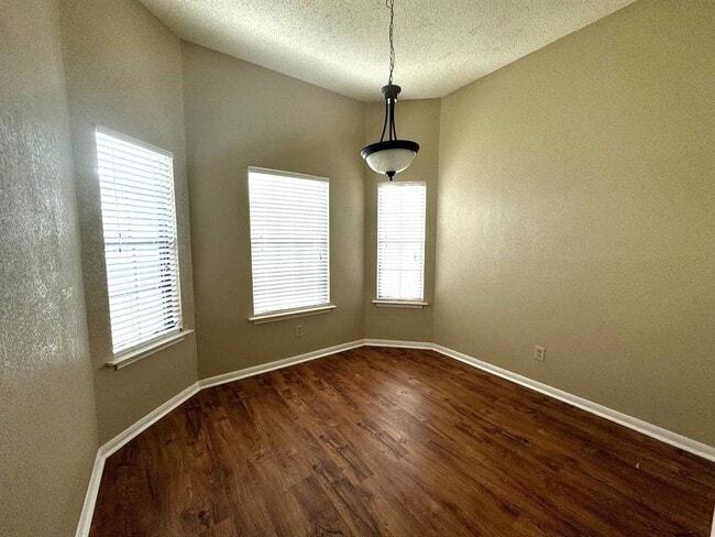 Photo - 117 Quail Cove