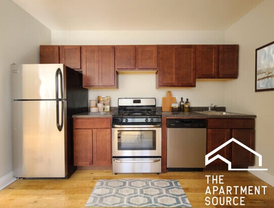 Photo - 849 W Cornelia Ave