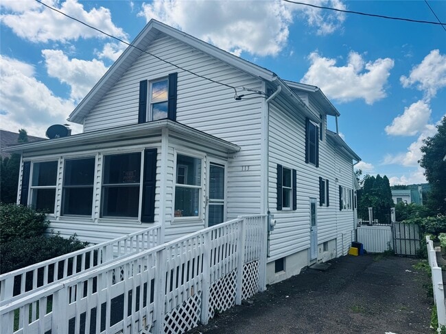 Photo - 113 Hayes Ave