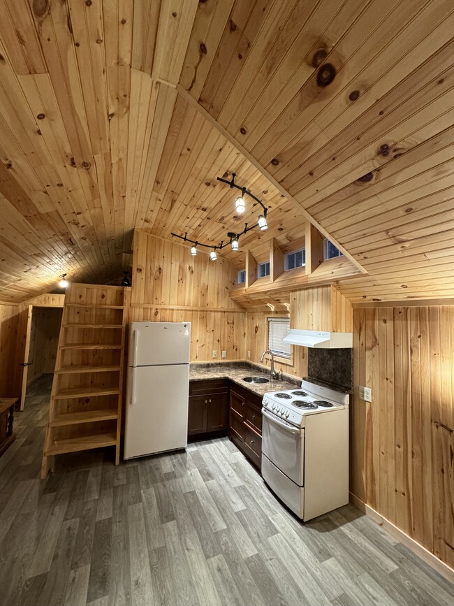 Photo - 11005 Tucker Run Rd