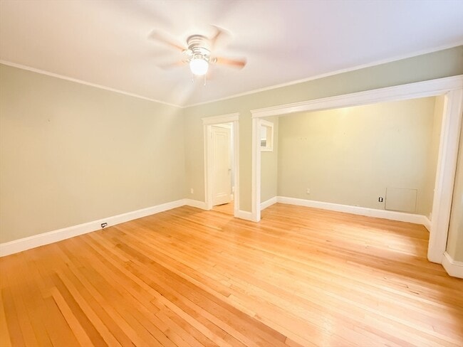 Photo - 118 Riverway St Unit 6