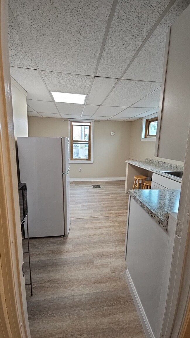 Photo - 126 Branch St