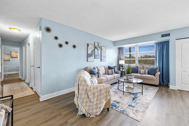 Photo - 315 58th St S Unidad 42