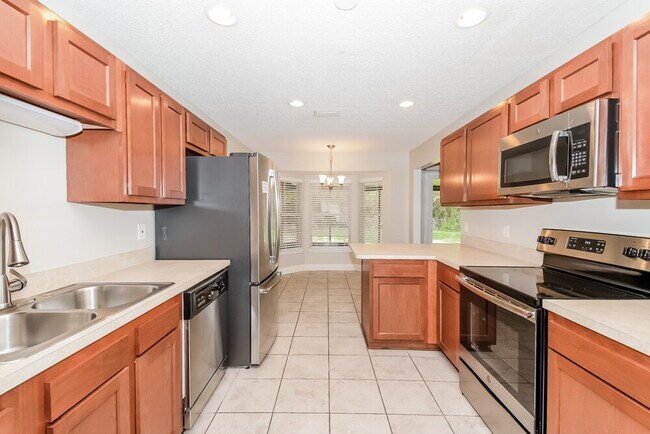 Photo - 606 Charles Pinckney St