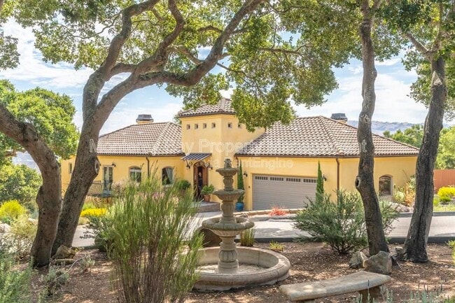 Photo - 287 Laureles Grade