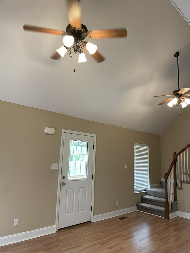 Photo - 1906 Highland Rd