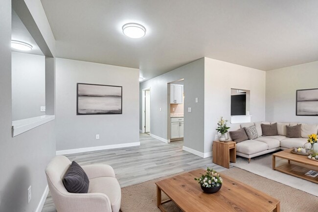 Photo - The Grove on Lombard