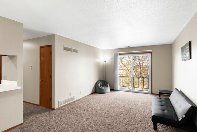 Photo - Hickory Ridge Apartments