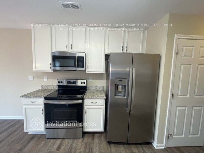 Photo - 733 Carly Court