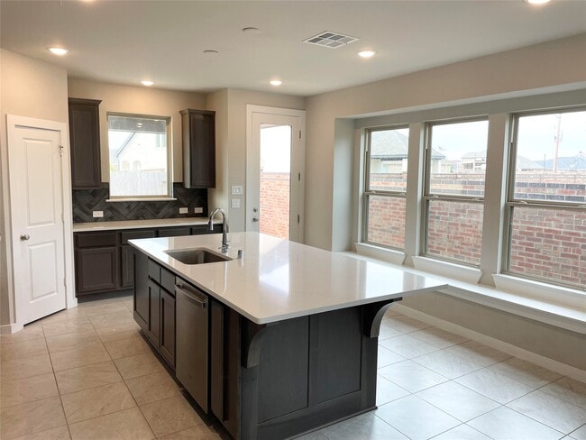 Photo - 4927 Shore Arbor Ln