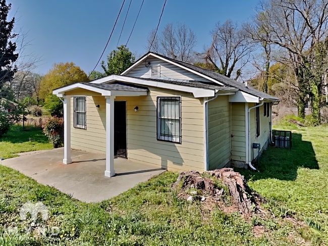 Building Photo - 1337 S Hairston Rd