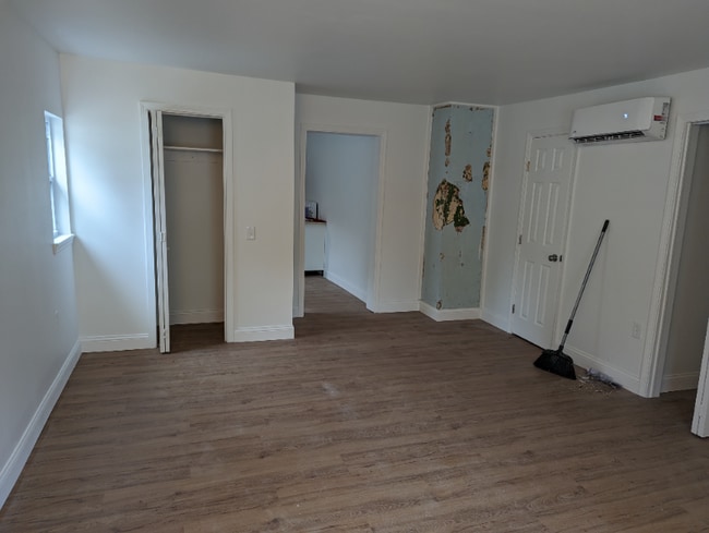 4215 Mission Rd Unit North
