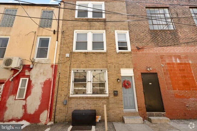 Building Photo - 703 S Randolph St Rental