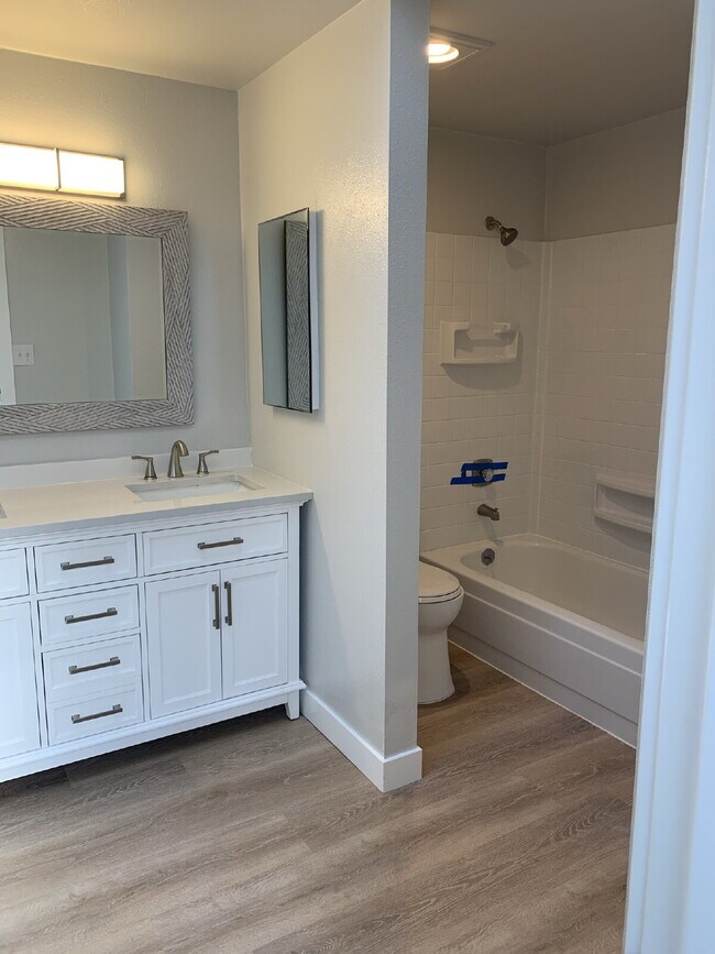 Photo - Townhome Available for Move-In! Unit F38