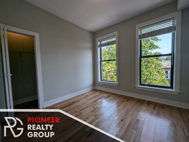 635 W Oakdale Ave Unit 3