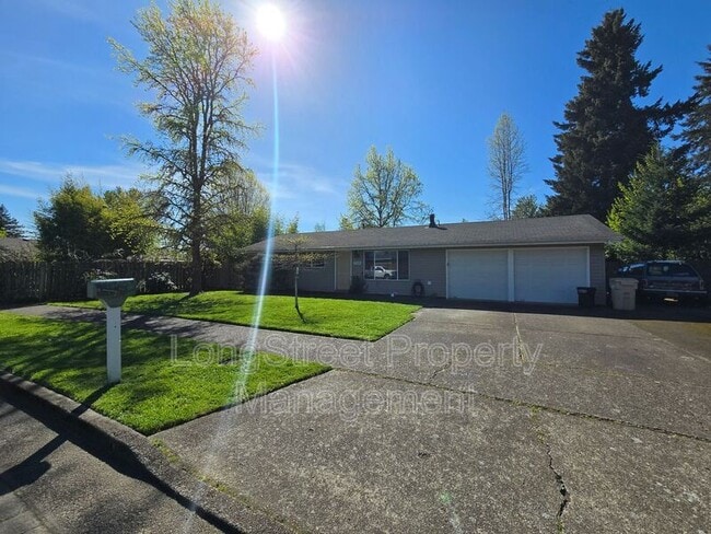 Photo - 3230 NE Canterbury Cir