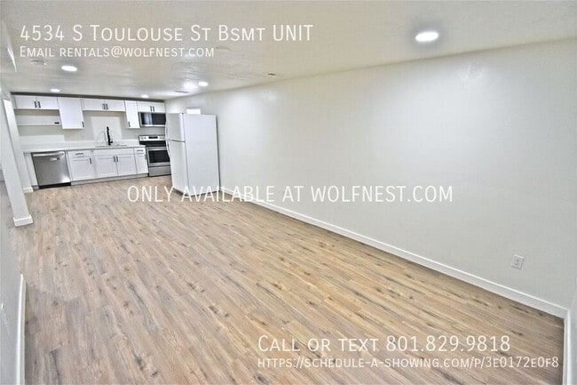 Photo - 4534 Toulouse St