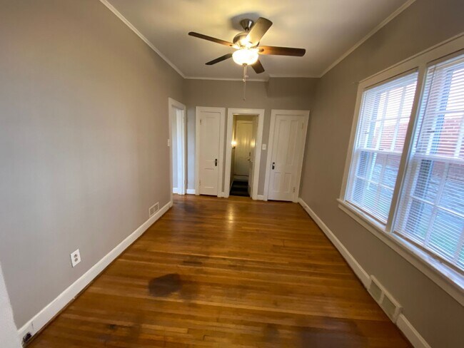 69-71 W Patterson Ave