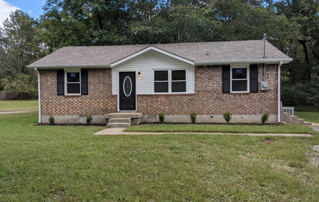 Building Photo - 1040 Britton Springs Rd Rental