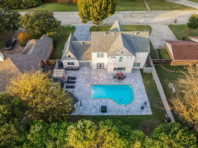 Photo - 6319 Windmill Cir