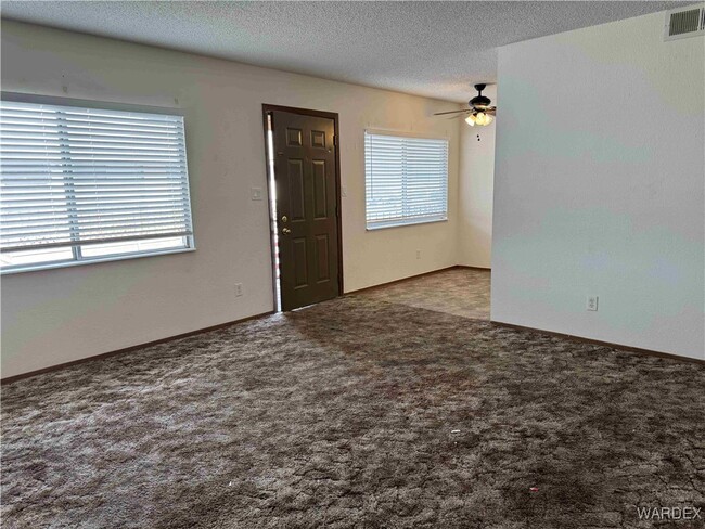 Photo - 2765 Cll De Mercado Unit 3