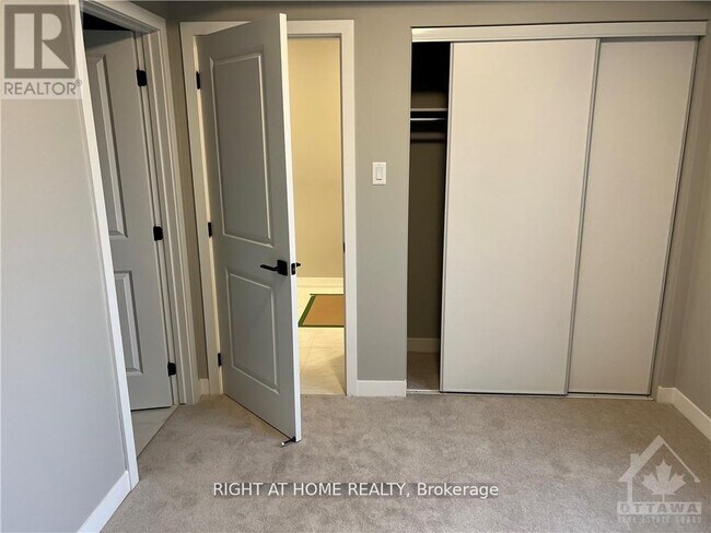 Photo - 26 Limnos Ln