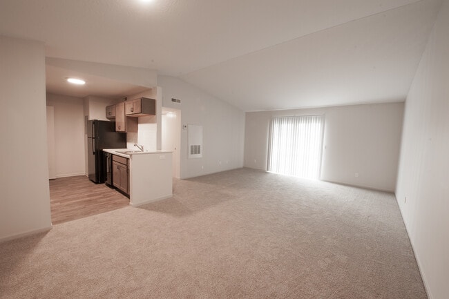 Living Room - Stone Bridge Apartment Homes