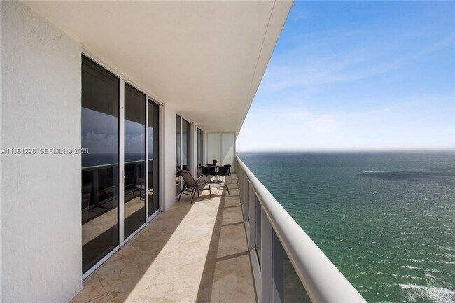 Building Photo - 1830 S Ocean Dr Unit 4606