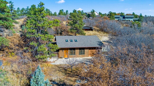 Photo - 1020 Walsen Rd