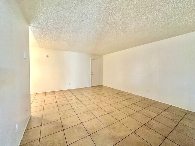 Photo - Alamo1185 Unidad 1185-2