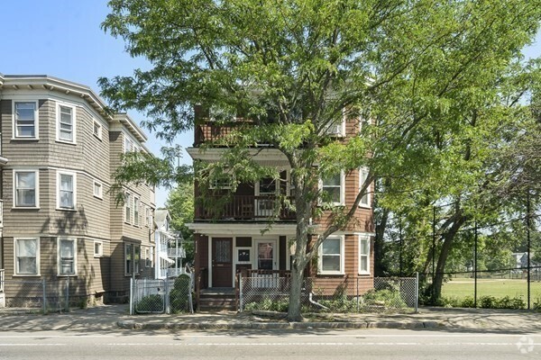 Building Photo - 4114 Washington St Unit 2 Rental