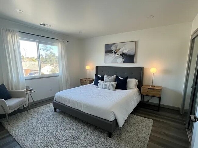 Photo - 3081 Birmingham Dr