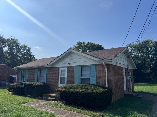 Photo - 322 Welchwood Dr