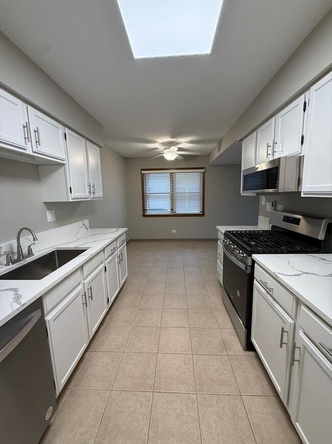 Photo - 53 Spuhler Dr Unit 53